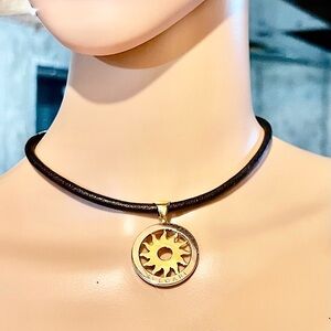 Carrie Bradshaw necklace — Bvlgari Tondo Sun Pendant/Necklace